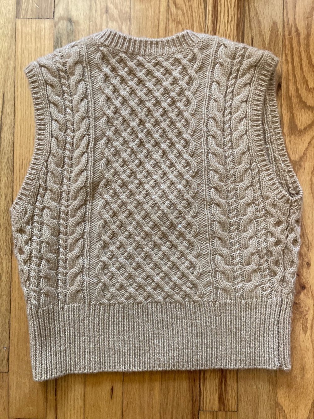 rag & bone "Elizabeth" cable knit vest - LIKE NEW - Picture 3 of 4